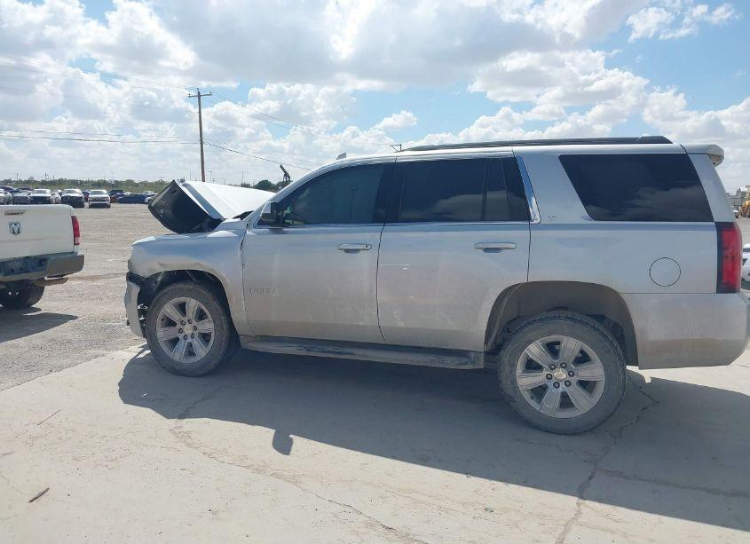 Photo 14 of 2018 Chevrolet Tahoe LT (VIN 1GNSCBKC2JR111429)