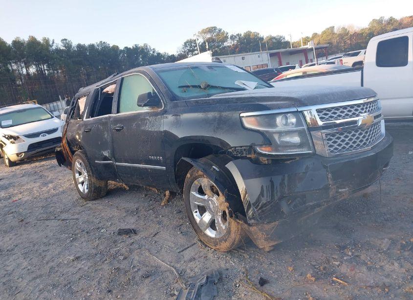 2018 Chevrolet Tahoe LT (VIN 1GNSCBKC2JR324235) main photo