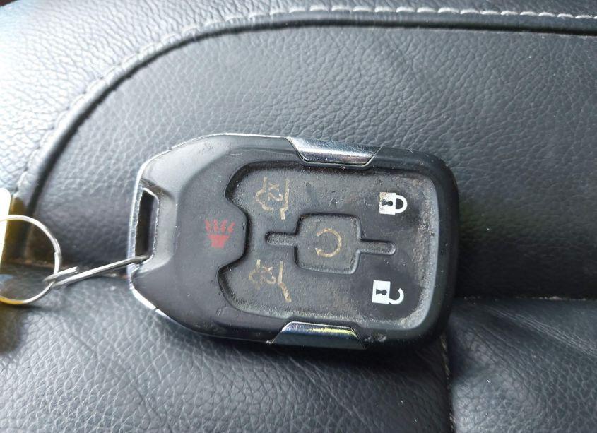 Photo 11 of 2019 Chevrolet Tahoe LT (VIN 1GNSCBKC2KR396702)