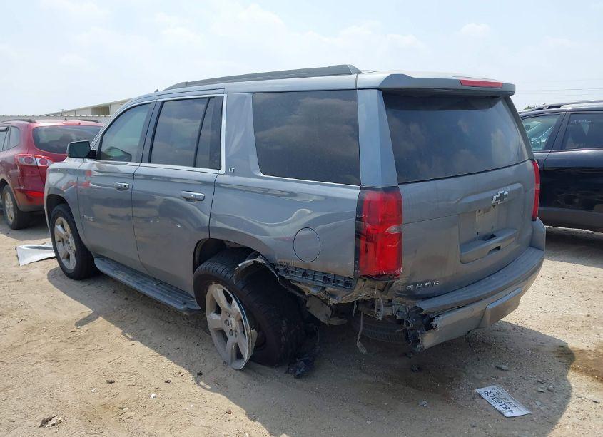 Photo 3 of 2019 Chevrolet Tahoe LT (VIN 1GNSCBKC2KR396702)