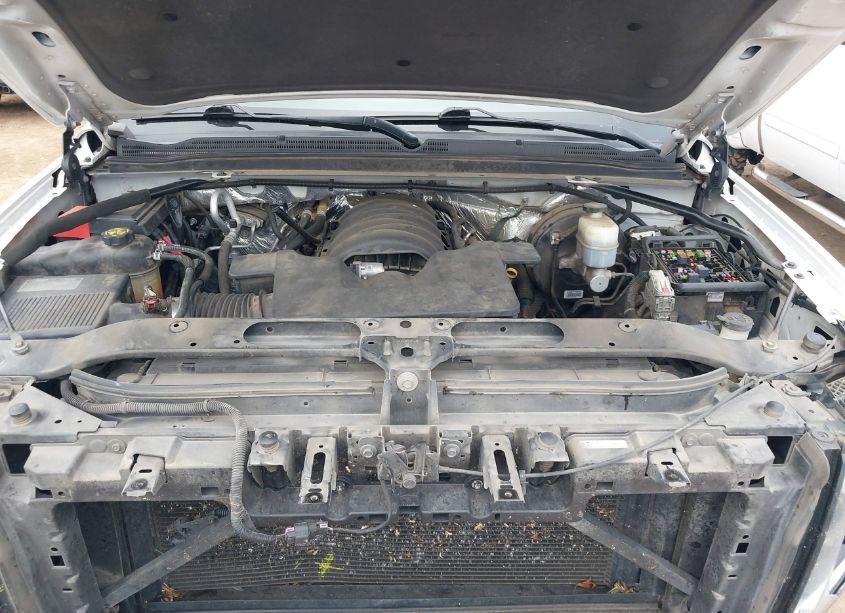 Photo 10 of 2015 Chevrolet Tahoe LT (VIN 1GNSCBKC3FR713781)