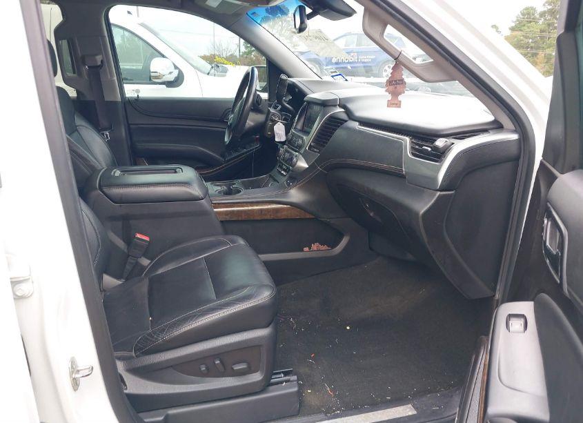 Photo 5 of 2015 Chevrolet Tahoe LT (VIN 1GNSCBKC3FR713781)