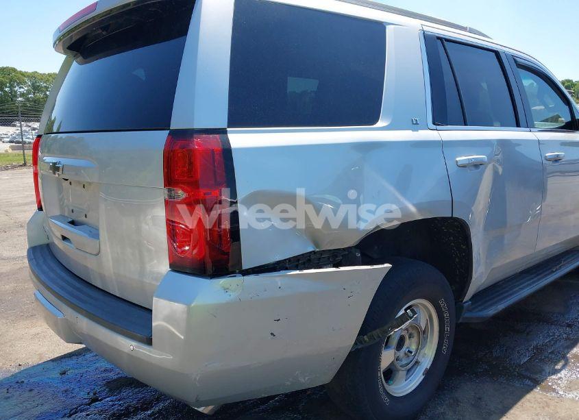 Photo 17 of 2015 Chevrolet Tahoe LT (VIN 1GNSCBKC3FR741192)