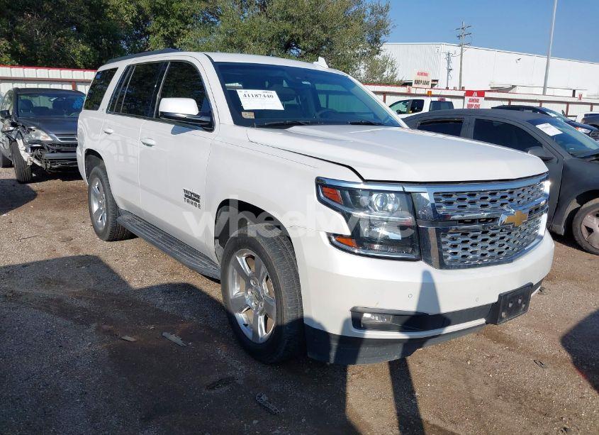2016 Chevrolet Tahoe LT (VIN 1GNSCBKC3GR221348) main photo