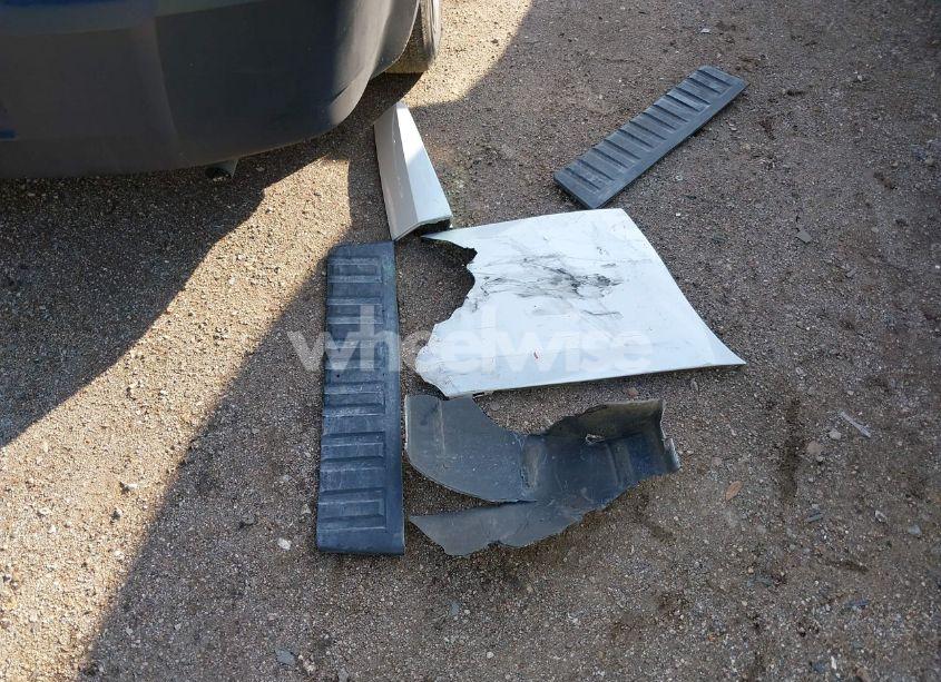 Photo 12 of 2016 Chevrolet Tahoe LT (VIN 1GNSCBKC3GR221348)