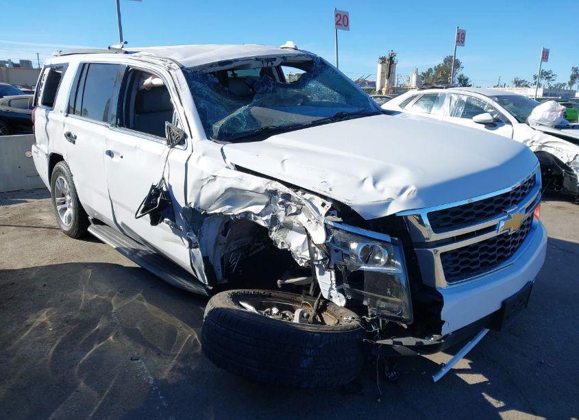 2016 Chevrolet Tahoe LT (VIN 1GNSCBKC3GR285082) main photo