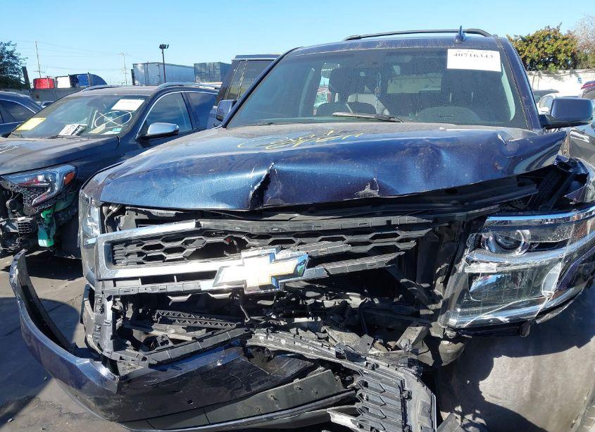 Photo 12 of 2019 Chevrolet Tahoe LT (VIN 1GNSCBKC3KR366480)