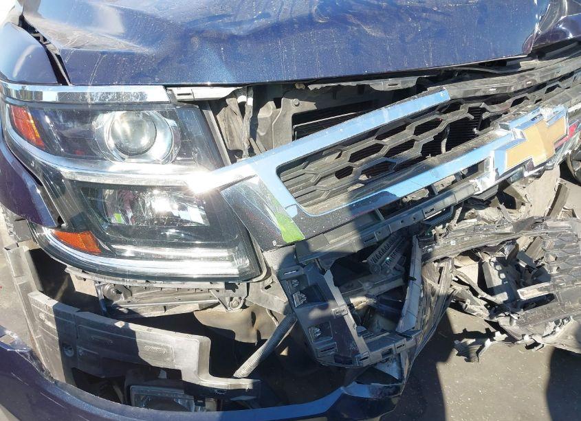 Photo 18 of 2019 Chevrolet Tahoe LT (VIN 1GNSCBKC3KR366480)