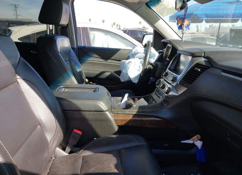 Photo 5 of 2019 Chevrolet Tahoe LT (VIN 1GNSCBKC3KR366480)