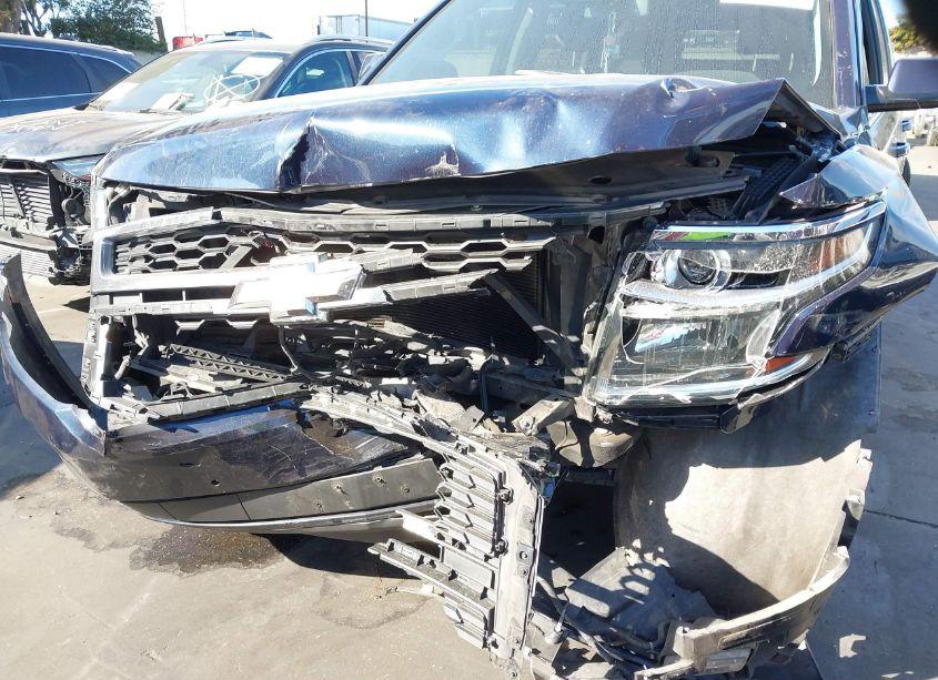 Photo 6 of 2019 Chevrolet Tahoe LT (VIN 1GNSCBKC3KR366480)