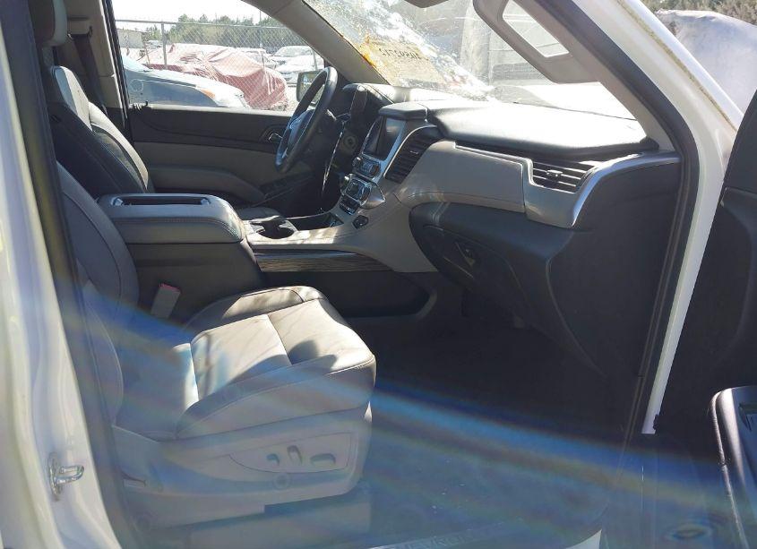 Photo 5 of 2020 Chevrolet Tahoe 2WD LT (VIN 1GNSCBKC3LR212630)