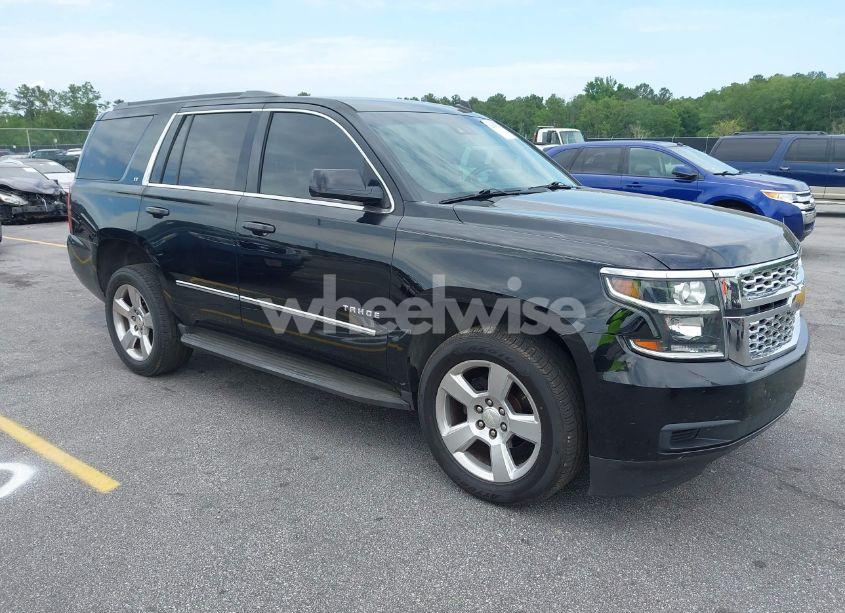 2015 Chevrolet Tahoe LT (VIN 1GNSCBKC4FR145119) main photo