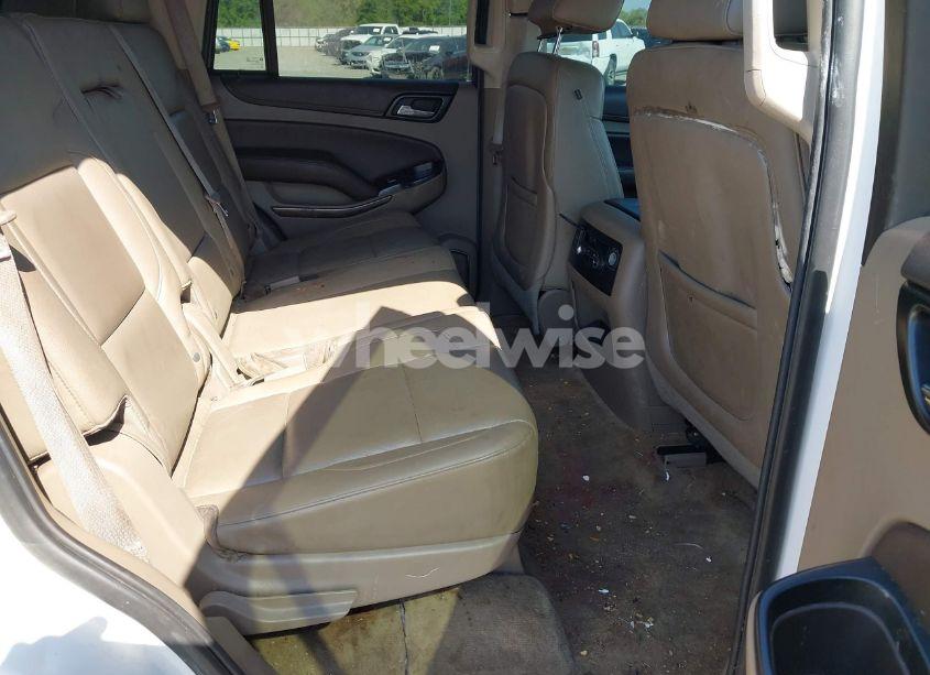 Photo 8 of 2015 Chevrolet Tahoe LT (VIN 1GNSCBKC4FR171297)