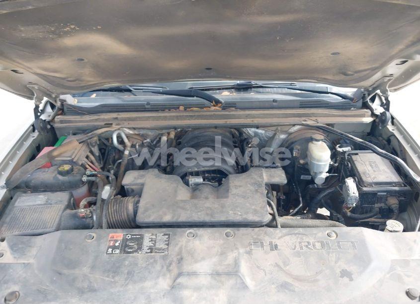 Photo 10 of 2015 Chevrolet Tahoe LT (VIN 1GNSCBKC4FR182543)