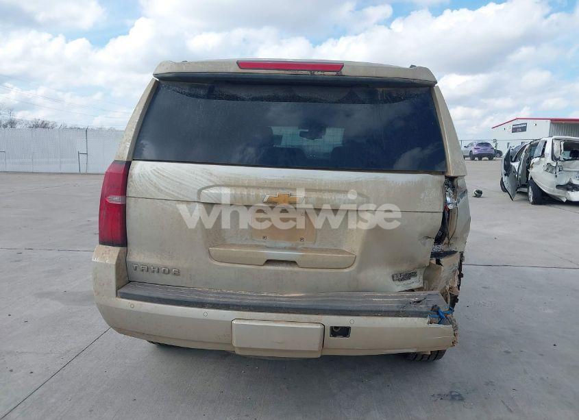 Photo 16 of 2015 Chevrolet Tahoe LT (VIN 1GNSCBKC4FR182543)