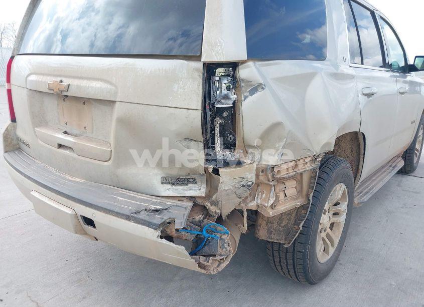 Photo 6 of 2015 Chevrolet Tahoe LT (VIN 1GNSCBKC4FR182543)