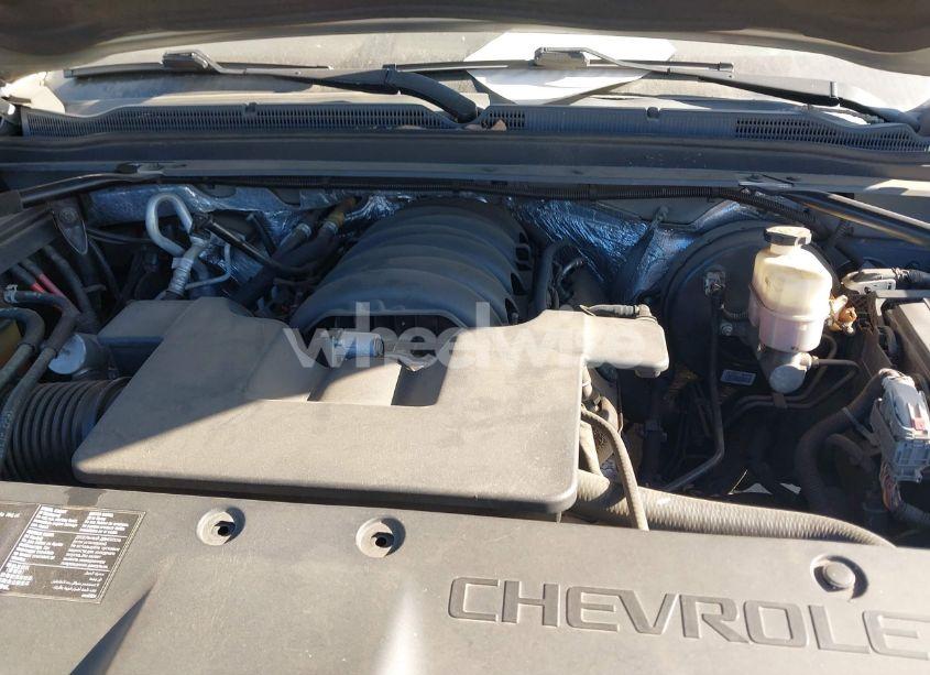 Photo 10 of 2015 Chevrolet Tahoe LT (VIN 1GNSCBKC4FR217470)