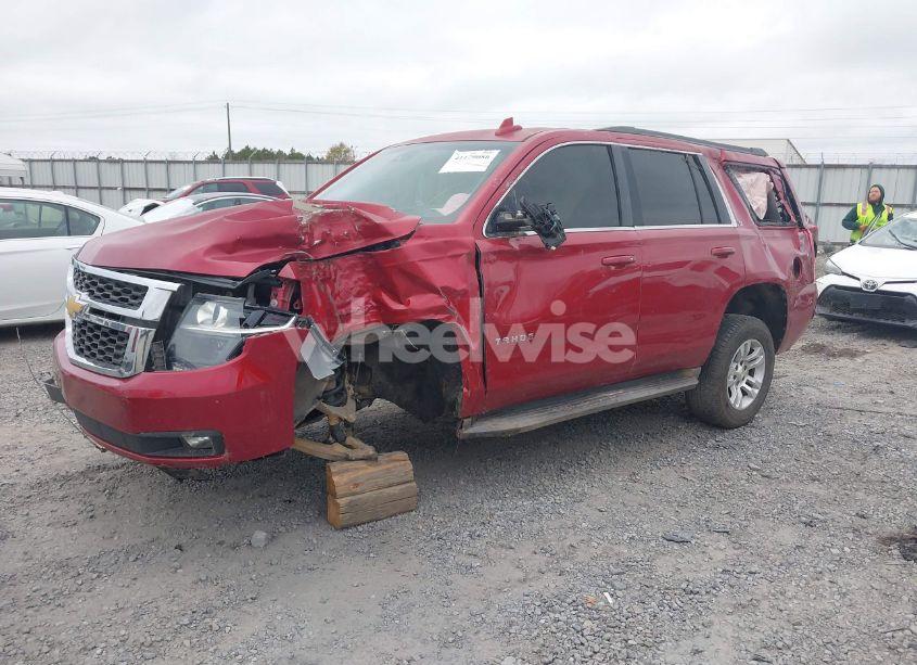 Photo 2 of 2015 Chevrolet Tahoe LT (VIN 1GNSCBKC4FR516926)