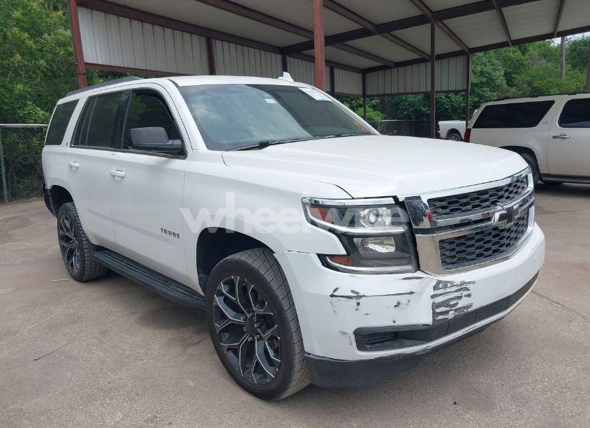 2015 Chevrolet Tahoe LT (VIN 1GNSCBKC4FR530776) main photo