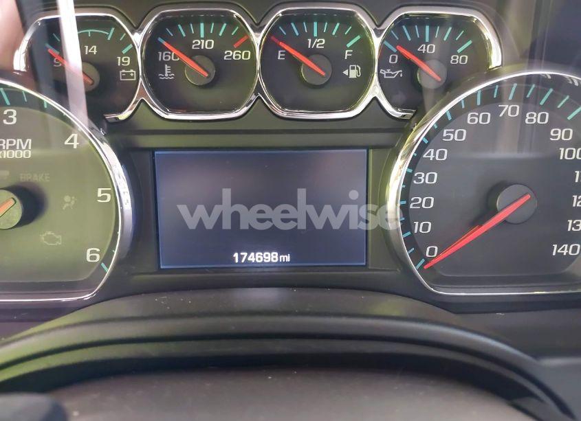 Photo 15 of 2015 Chevrolet Tahoe LT (VIN 1GNSCBKC4FR530776)