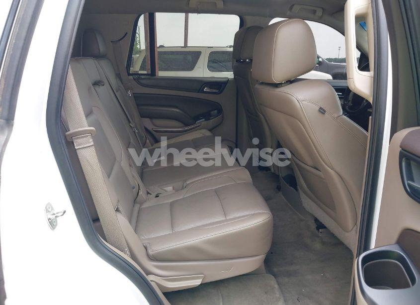 Photo 8 of 2015 Chevrolet Tahoe LT (VIN 1GNSCBKC4FR530776)