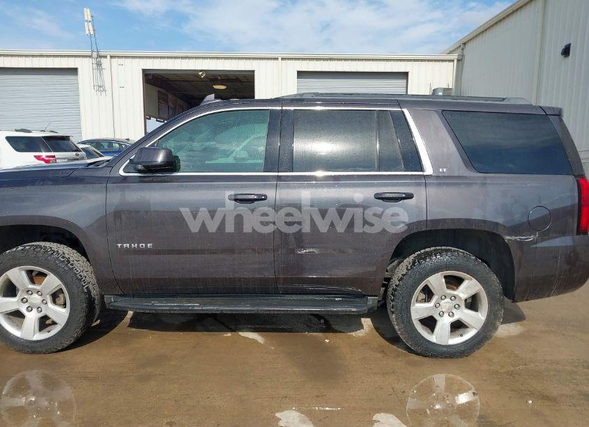 Photo 14 of 2015 Chevrolet Tahoe LT (VIN 1GNSCBKC4FR720903)