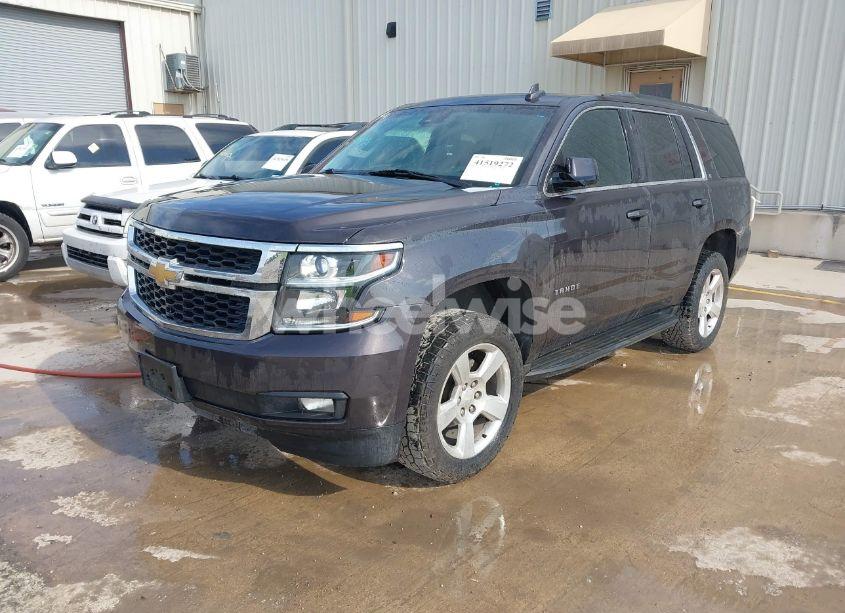 Photo 2 of 2015 Chevrolet Tahoe LT (VIN 1GNSCBKC4FR720903)
