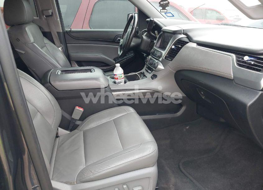 Photo 5 of 2015 Chevrolet Tahoe LT (VIN 1GNSCBKC4FR720903)