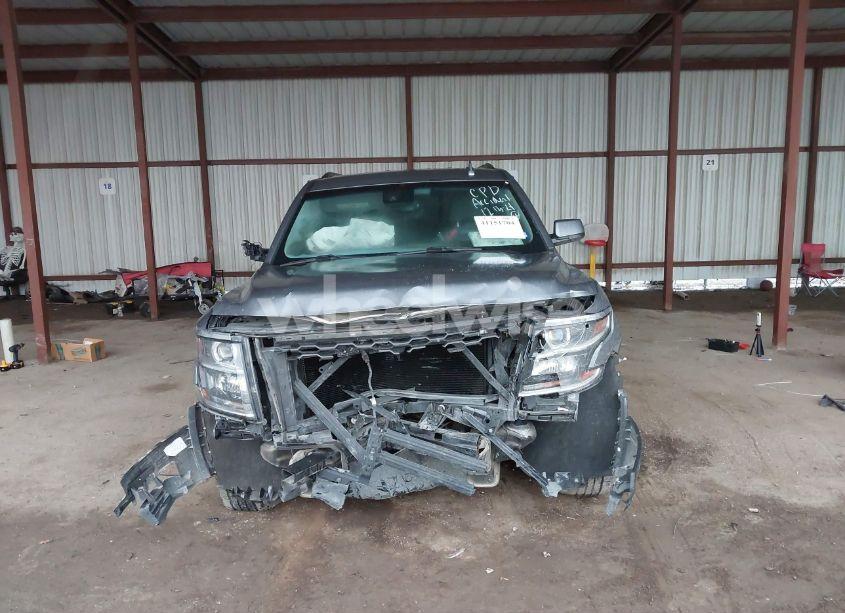 Photo 13 of 2018 Chevrolet Tahoe LT (VIN 1GNSCBKC4JR377308)