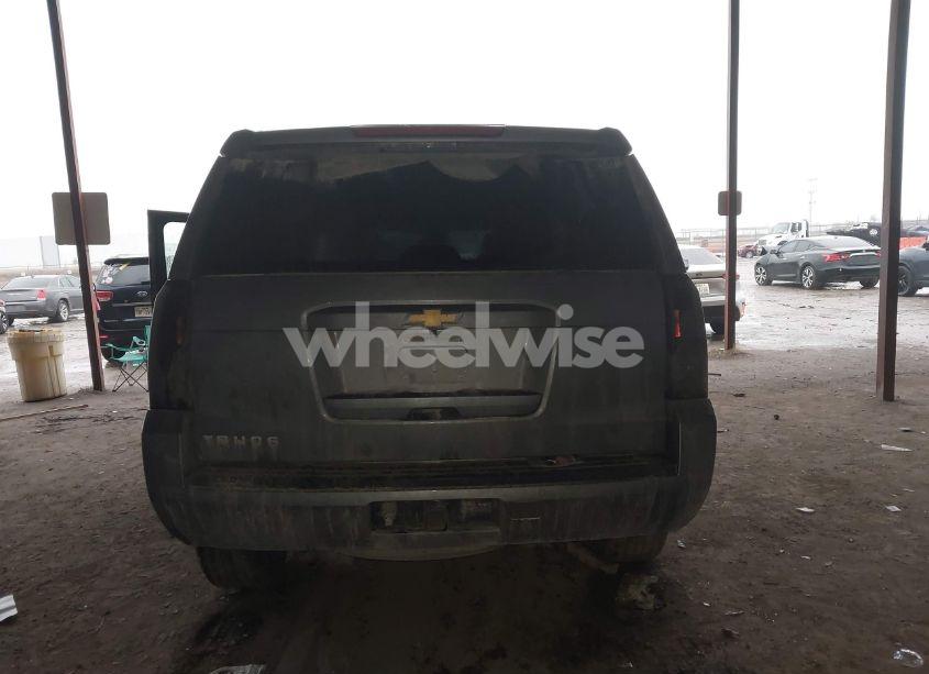 Photo 17 of 2018 Chevrolet Tahoe LT (VIN 1GNSCBKC4JR377308)