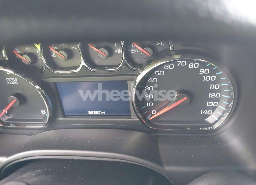 Photo 15 of 2019 Chevrolet Tahoe LT (VIN 1GNSCBKC4KR147432)