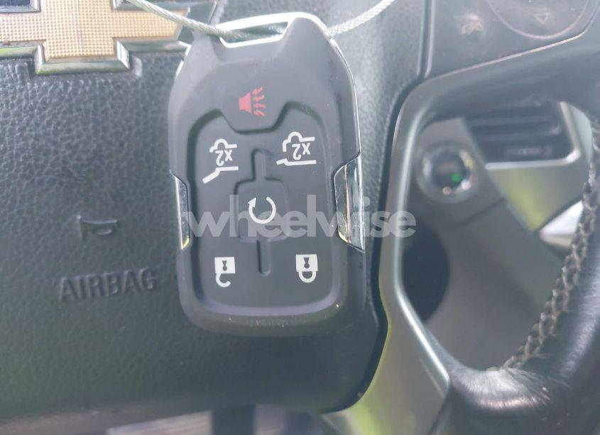 Photo 11 of 2019 Chevrolet Tahoe LT (VIN 1GNSCBKC4KR231153)