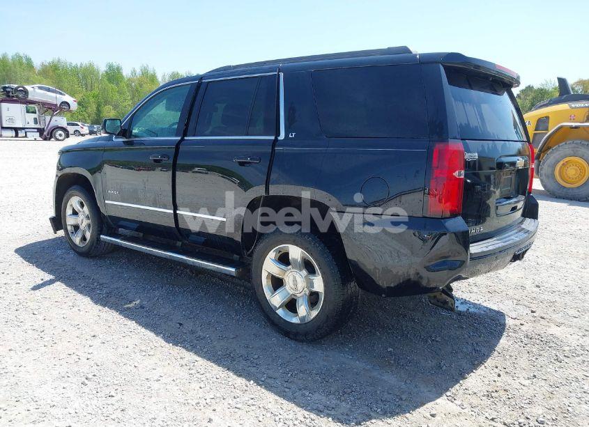 Photo 3 of 2019 Chevrolet Tahoe LT (VIN 1GNSCBKC4KR231153)
