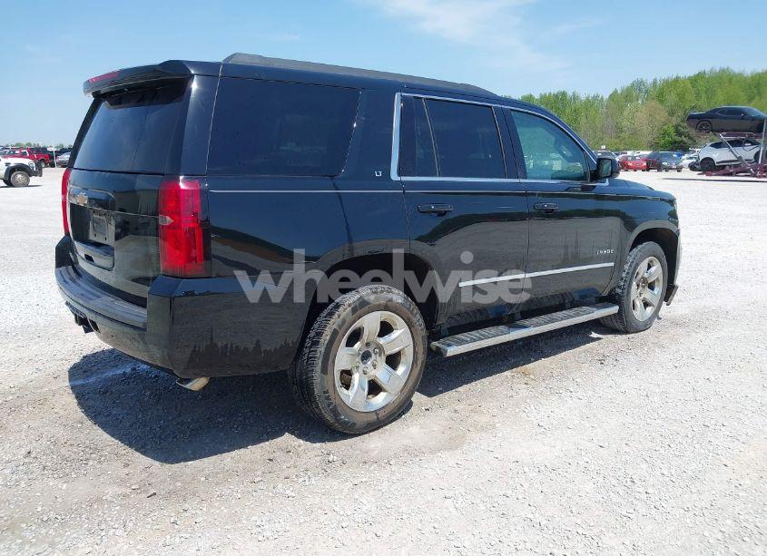 Photo 4 of 2019 Chevrolet Tahoe LT (VIN 1GNSCBKC4KR231153)