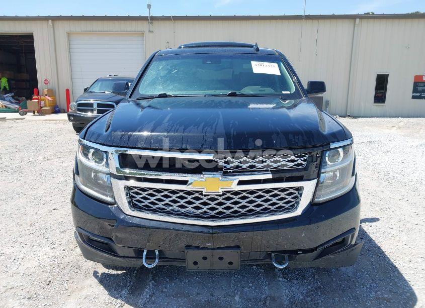 Photo 6 of 2019 Chevrolet Tahoe LT (VIN 1GNSCBKC4KR231153)