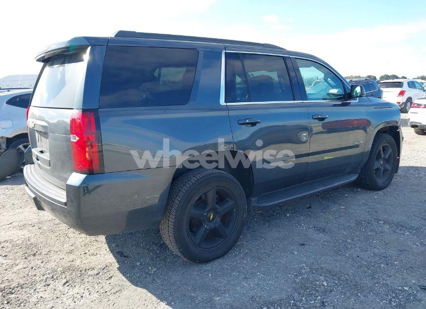 Photo 4 of 2020 Chevrolet Tahoe 2WD LT (VIN 1GNSCBKC4LR246060)