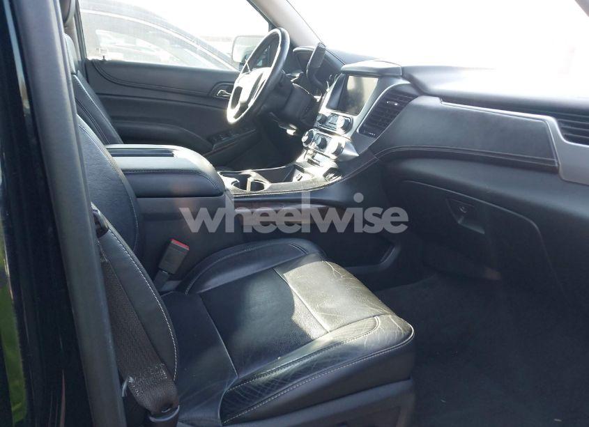 Photo 5 of 2015 Chevrolet Tahoe LT (VIN 1GNSCBKC5FR156050)