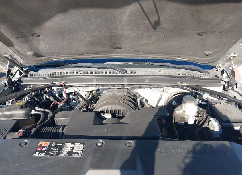 Photo 10 of 2015 Chevrolet Tahoe LT (VIN 1GNSCBKC5FR223729)