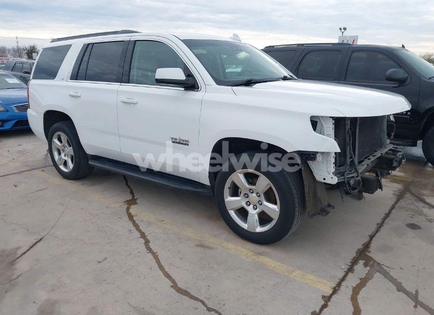 2015 Chevrolet Tahoe LT (VIN 1GNSCBKC5FR679794) main photo