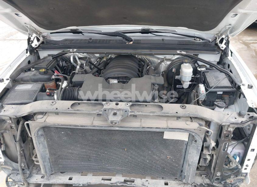 Photo 10 of 2015 Chevrolet Tahoe LT (VIN 1GNSCBKC5FR679794)