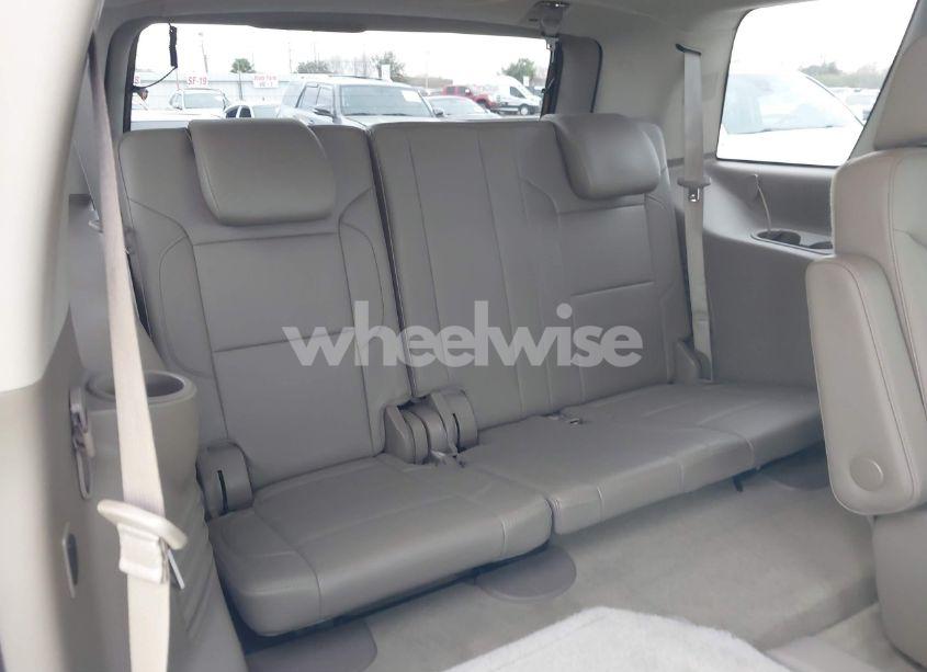 Photo 18 of 2015 Chevrolet Tahoe LT (VIN 1GNSCBKC5FR679794)