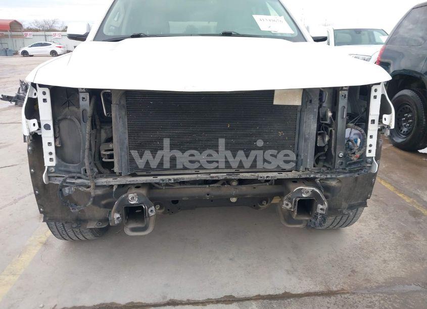 Photo 6 of 2015 Chevrolet Tahoe LT (VIN 1GNSCBKC5FR679794)