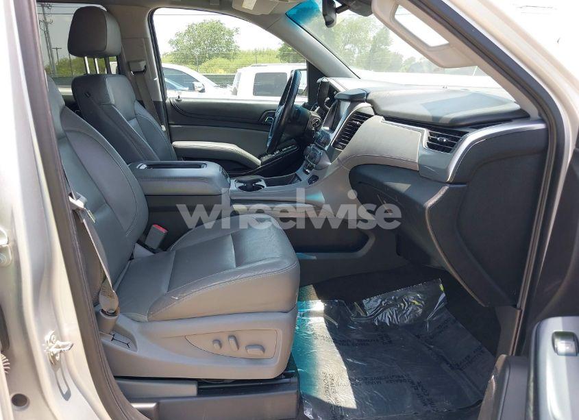 Photo 5 of 2015 Chevrolet Tahoe LT (VIN 1GNSCBKC5FR699284)