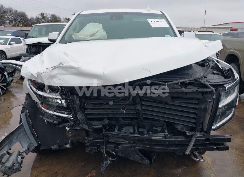 Photo 13 of 2018 Chevrolet Tahoe LT (VIN 1GNSCBKC5JR323595)