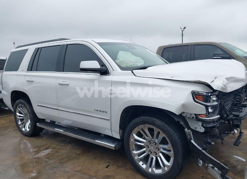 Photo 14 of 2018 Chevrolet Tahoe LT (VIN 1GNSCBKC5JR323595)