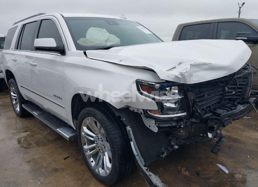 Photo 18 of 2018 Chevrolet Tahoe LT (VIN 1GNSCBKC5JR323595)