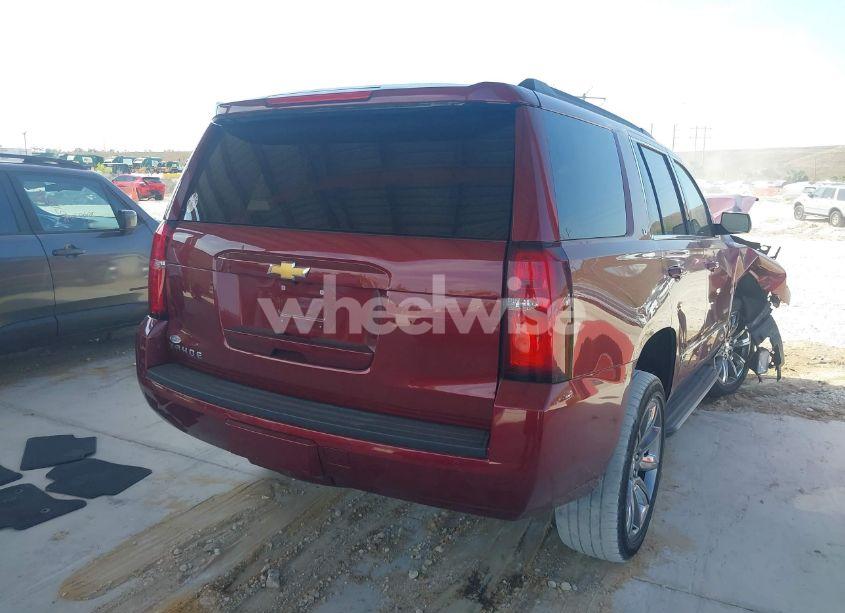 Photo 4 of 2018 Chevrolet Tahoe LT (VIN 1GNSCBKC5JR385935)