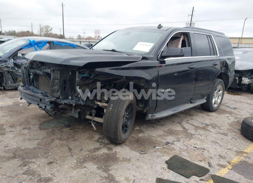 Photo 2 of 2015 Chevrolet Tahoe LT (VIN 1GNSCBKC6FR303797)