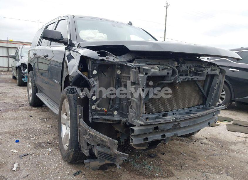 Photo 6 of 2015 Chevrolet Tahoe LT (VIN 1GNSCBKC6FR303797)