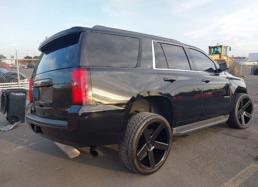 Photo 4 of 2015 Chevrolet Tahoe LT (VIN 1GNSCBKC6FR647260)